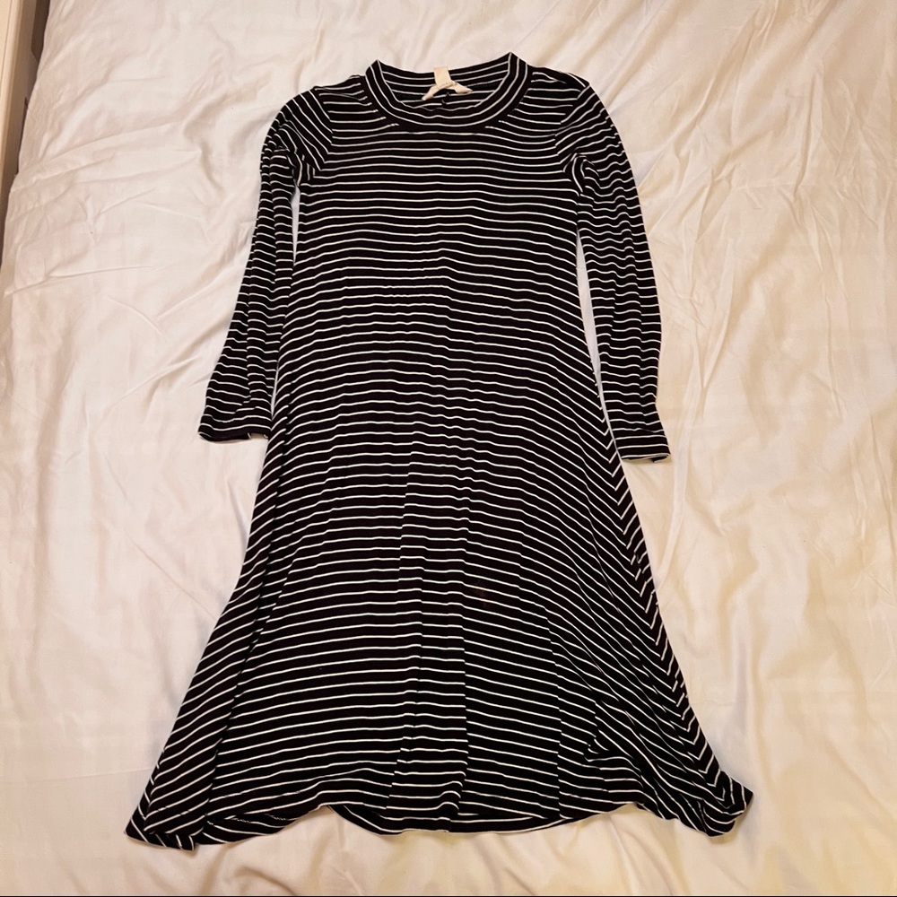 Black And White Striped American Eagle Dress